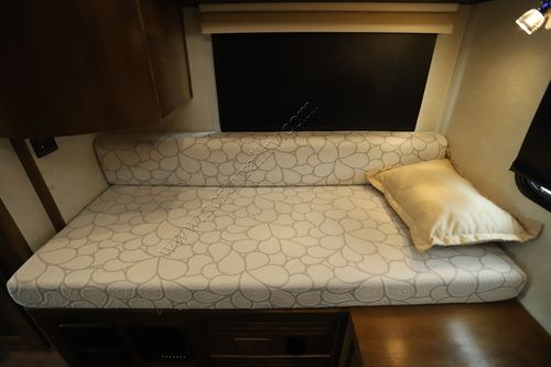 2019 Tiffin Motor Homes Wayfarer 24TW