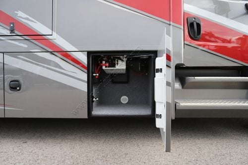 2021 Renegade Valencia 35MB