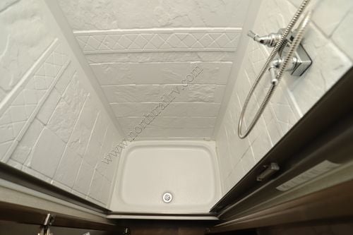 2019 Tiffin Motor Homes Wayfarer 24TW