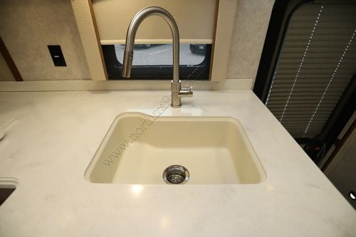 2021 Renegade Valencia 35MB