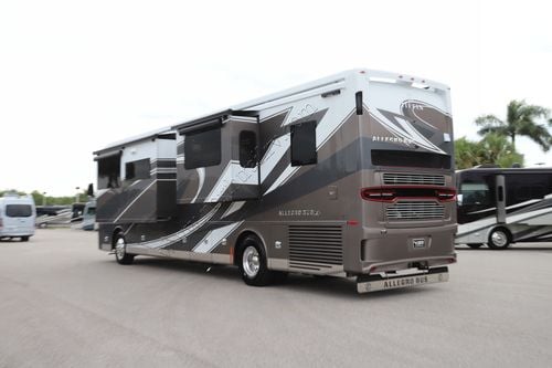 2026 Tiffin Motor Homes Allegro Bus 40IP