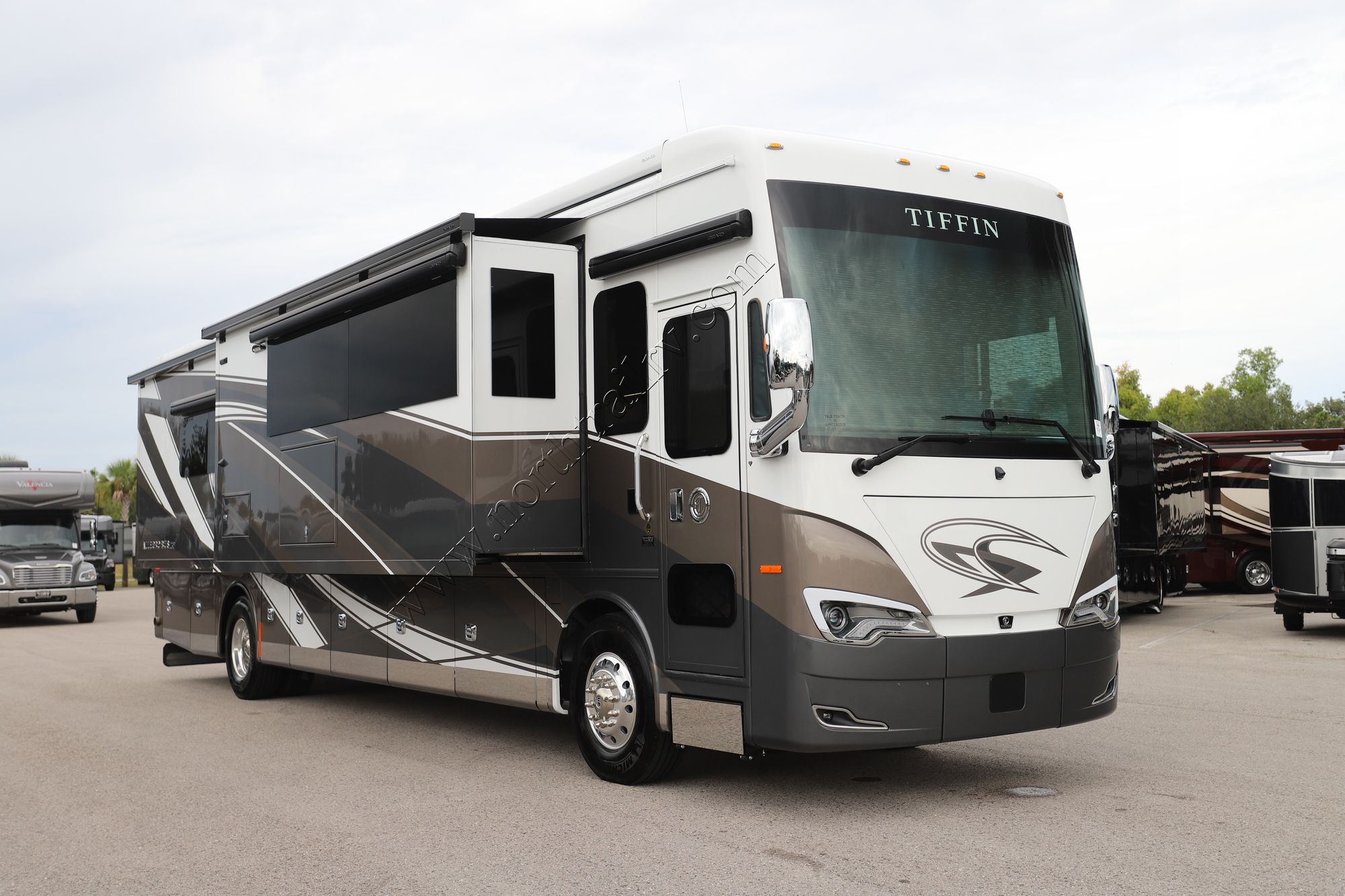 New 2026 Tiffin Motor Homes Allegro Bus 40IP Class A  For Sale