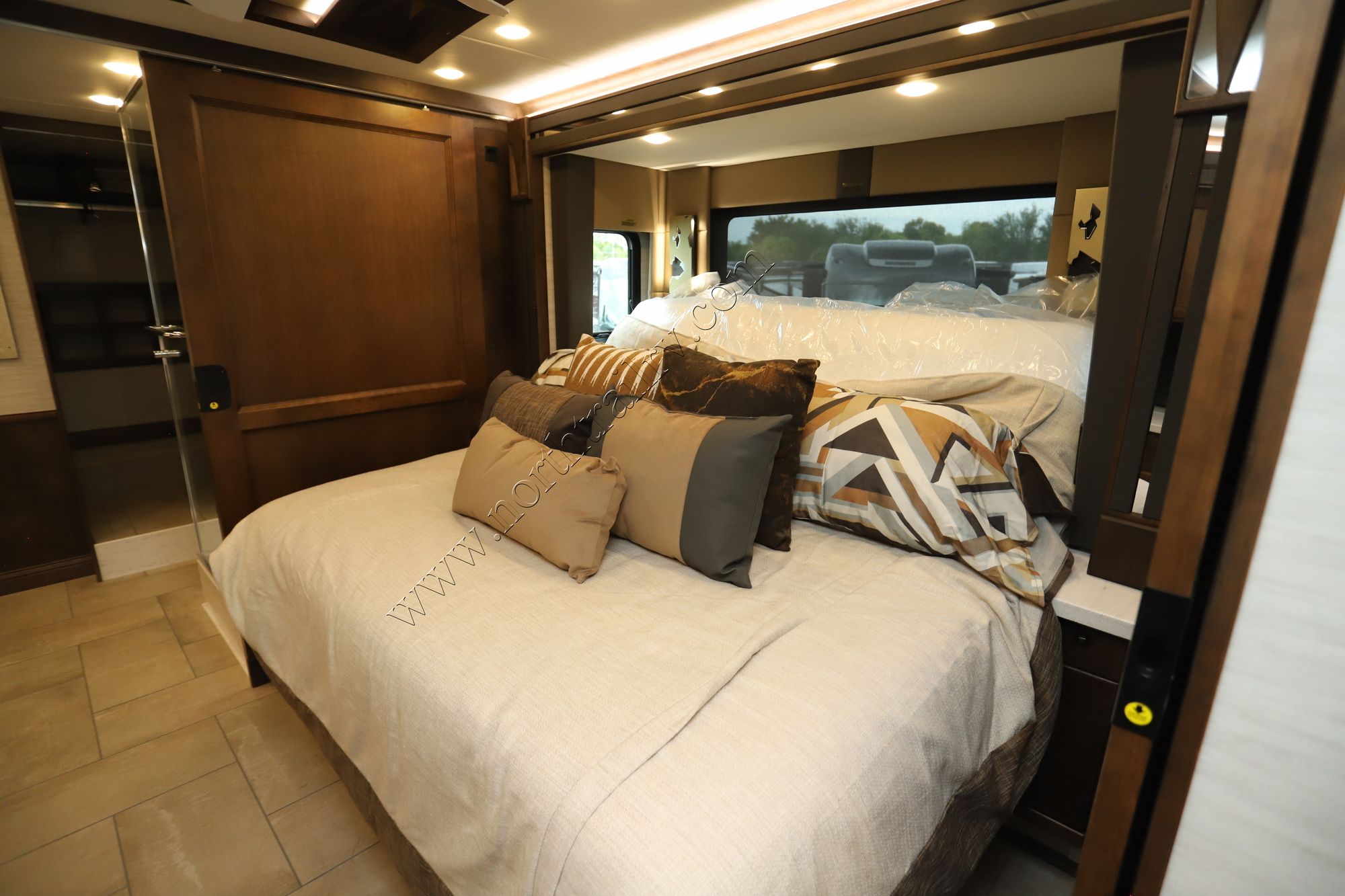 New 2026 Tiffin Motor Homes Allegro Bus 45OPP Class A  For Sale