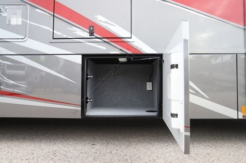 2021 Renegade Valencia 35MB