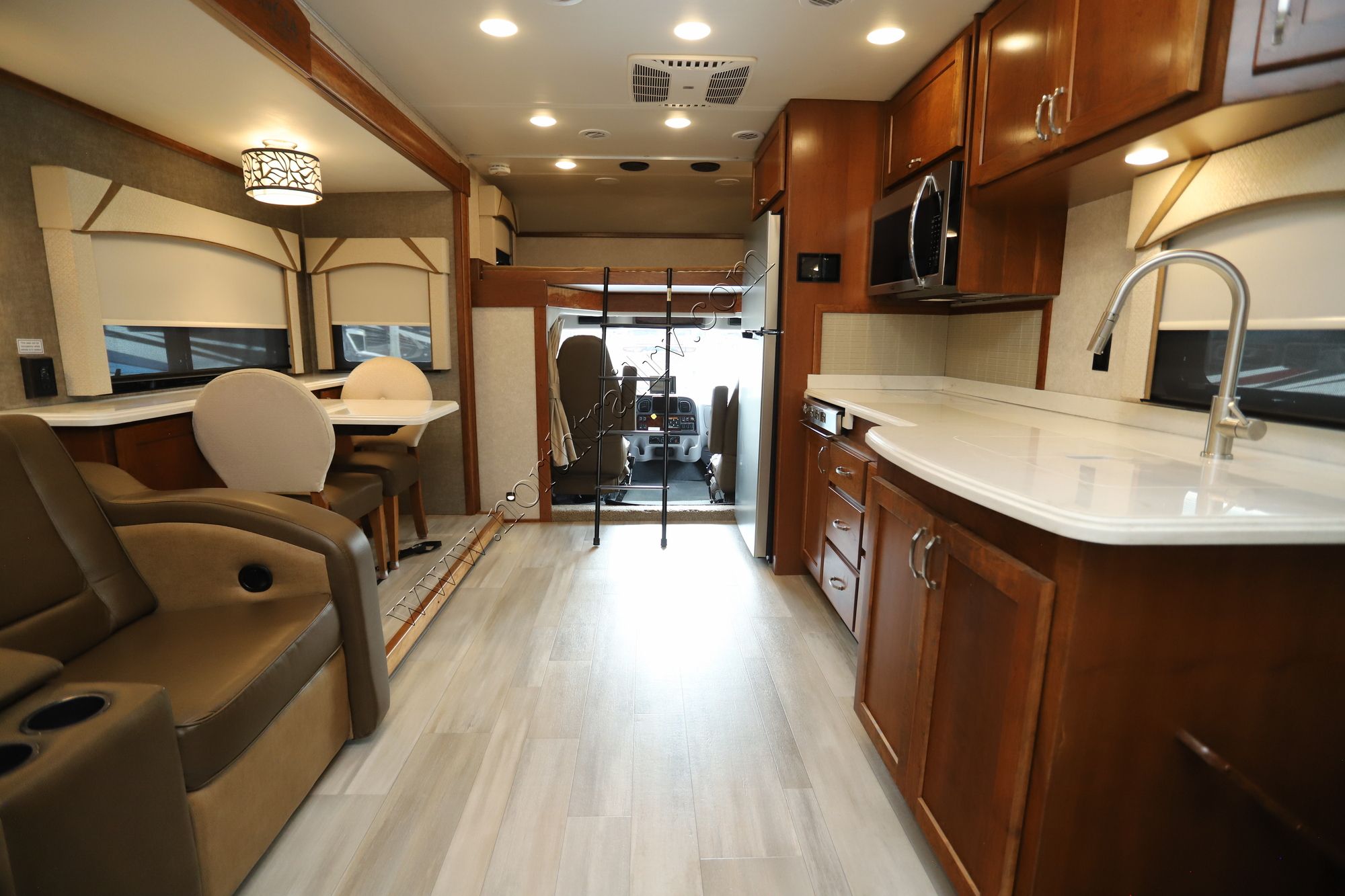 Used 2021 Renegade Valencia 35MB Super C  For Sale