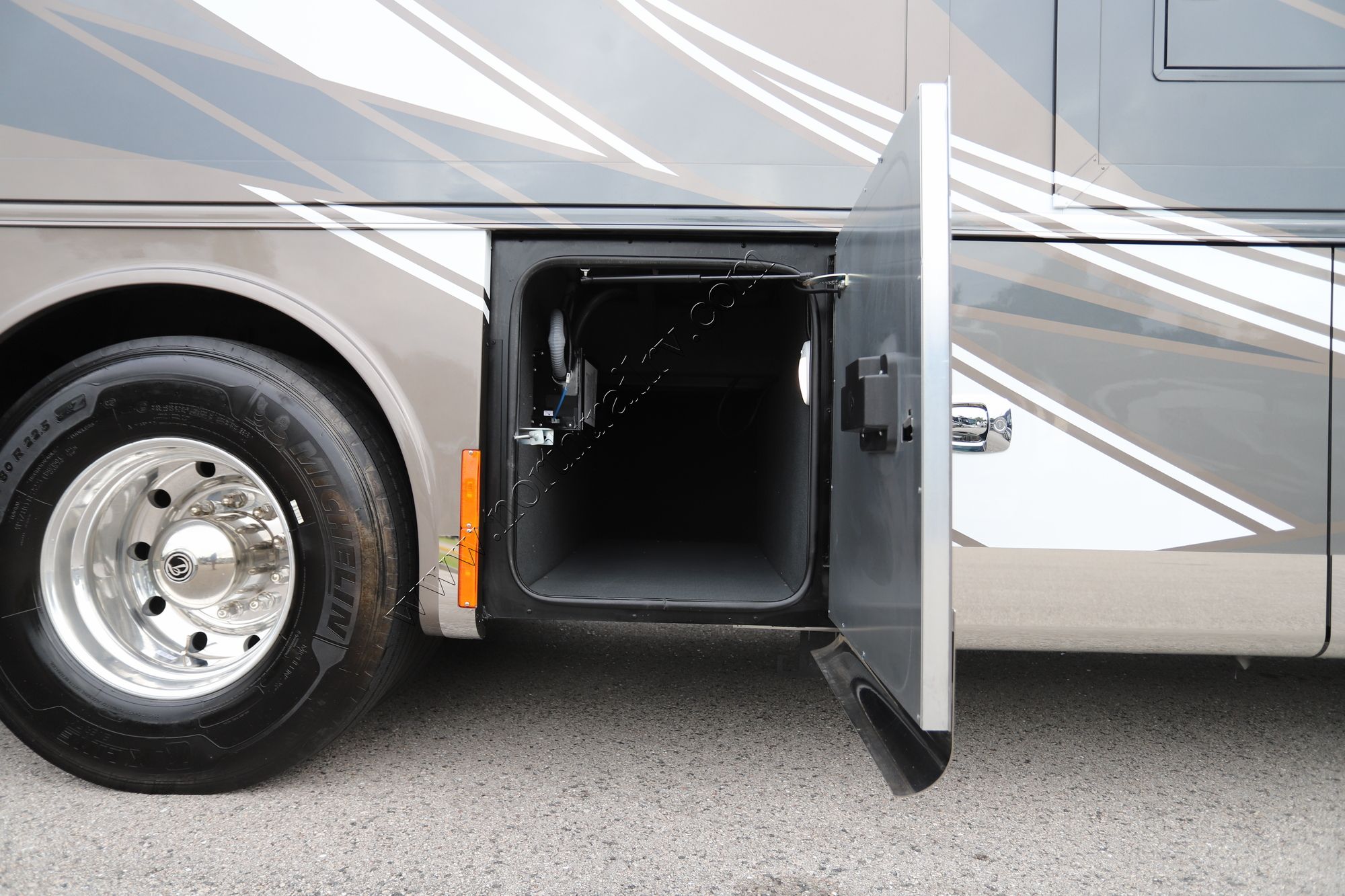 New 2026 Tiffin Motor Homes Allegro Bus 40IP Class A  For Sale