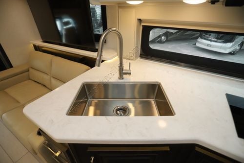 2026 Jayco Seneca Prestige 37M