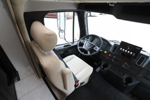 2026 Jayco Seneca Prestige 37M