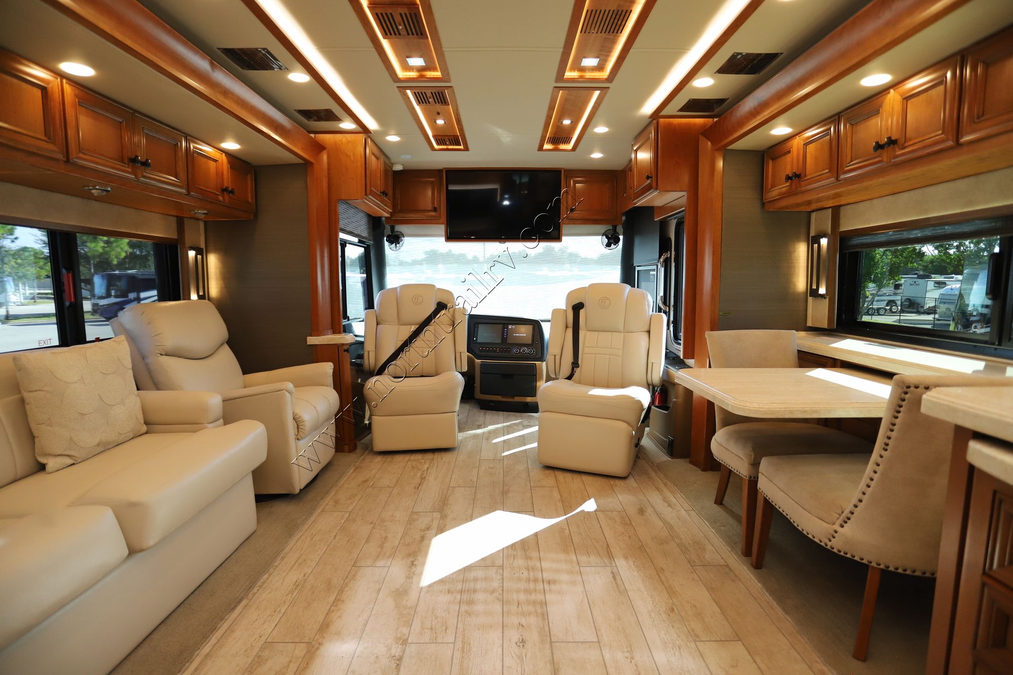 Used 2020 Tiffin Motor Homes Allegro Bus 37AP Class A  For Sale