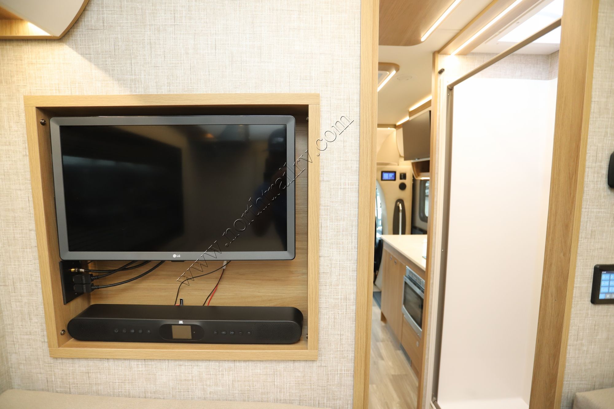 New 2026 Tiffin Motor Homes Wayfarer 25XLW Class C  For Sale