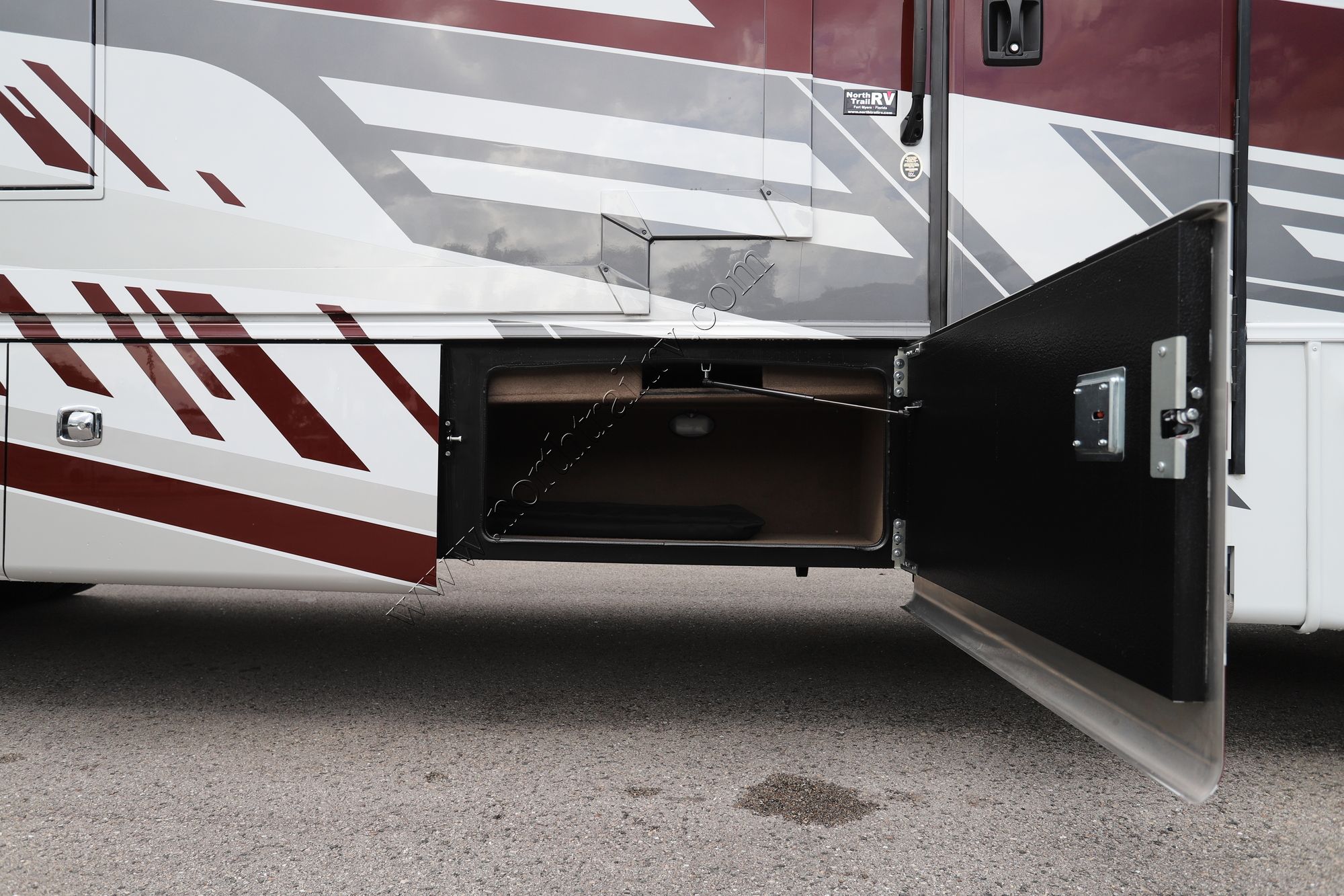 New 2026 Jayco Seneca Prestige 37M Super C  For Sale