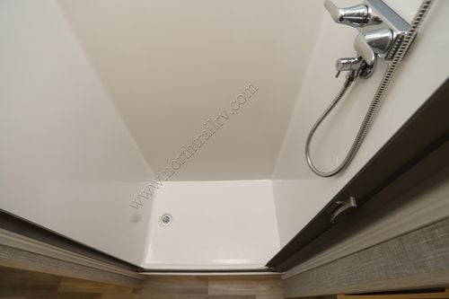 2026 Tiffin Motor Homes Wayfarer 25XLW