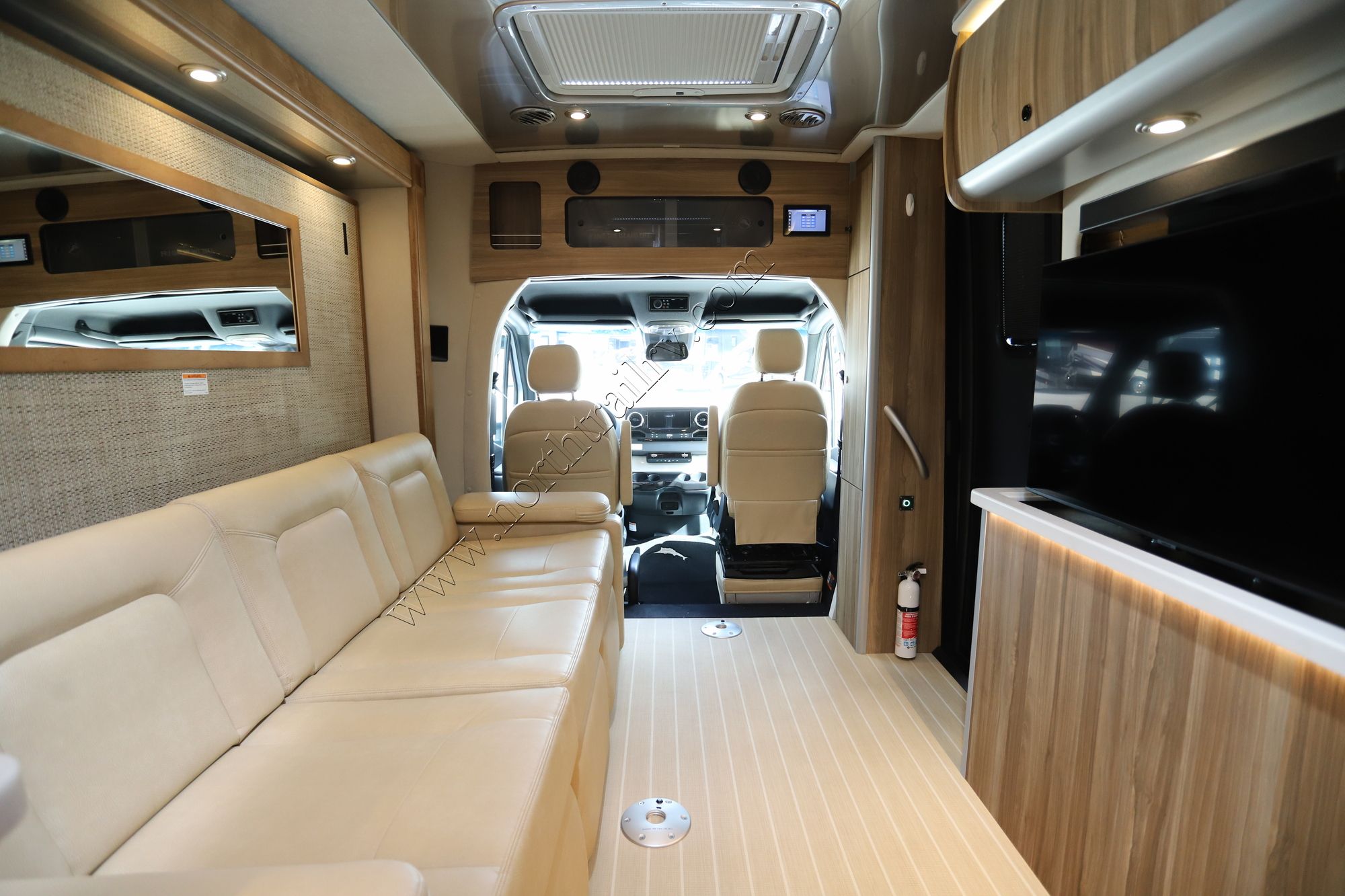 Used 2025 Airstream Atlas Tommy Bahama E1 Class C  For Sale