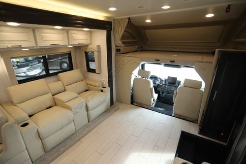 2026 Jayco Seneca Prestige 37M