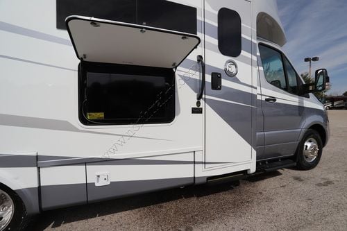 2026 Tiffin Motor Homes Wayfarer 25XLW