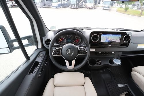 2026 Tiffin Motor Homes Wayfarer 25XLW