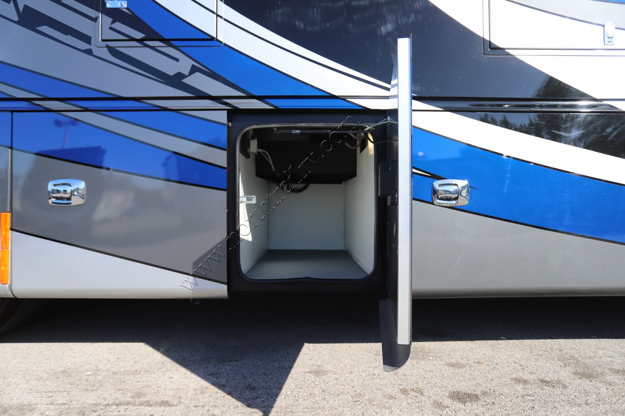 Used 2020 Tiffin Motor Homes Allegro Bus 37AP Class A  For Sale