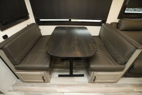 2024 Jayco Jay Feather 29QBH