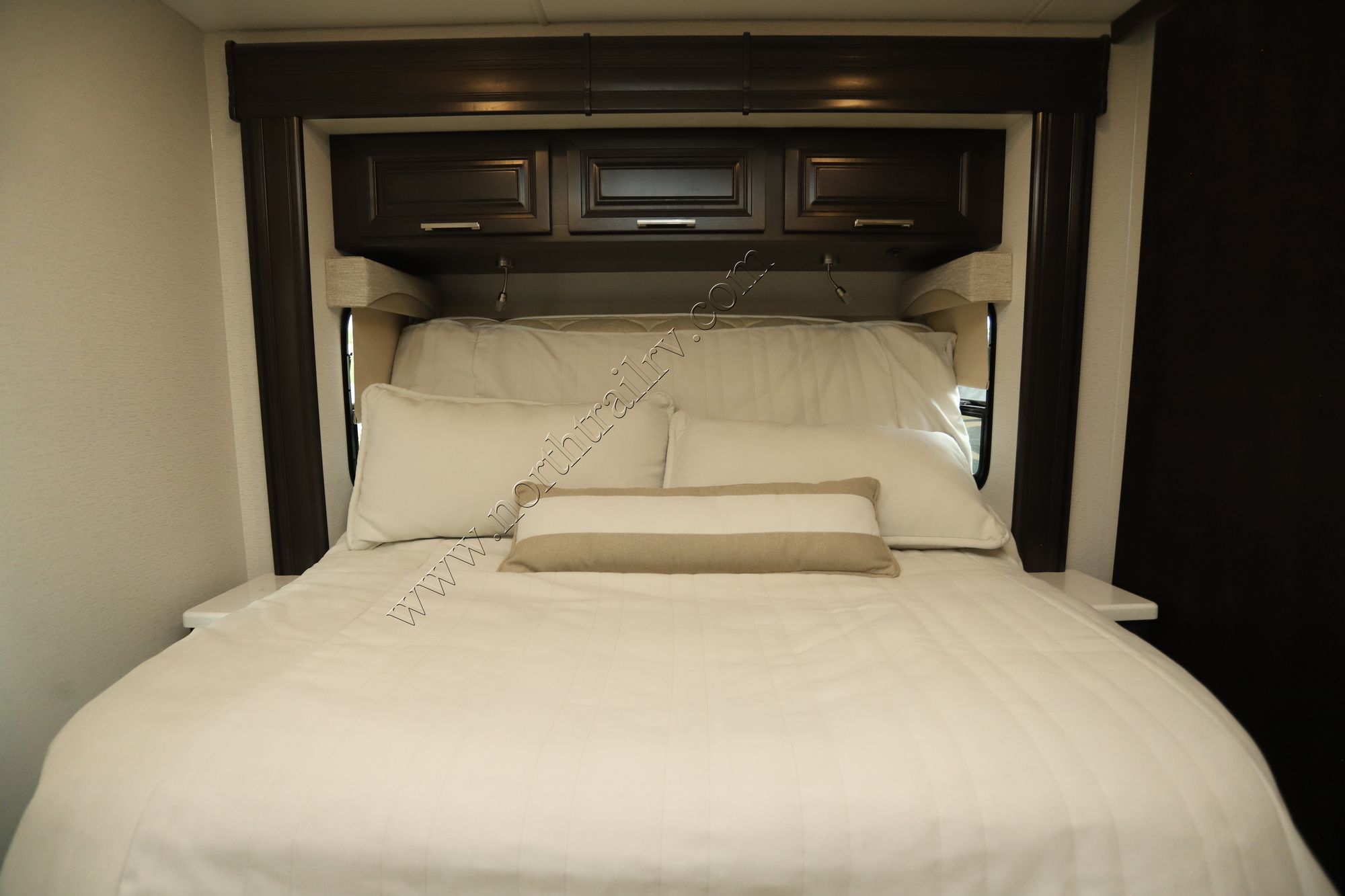 New 2026 Jayco Seneca Prestige 37M Super C  For Sale