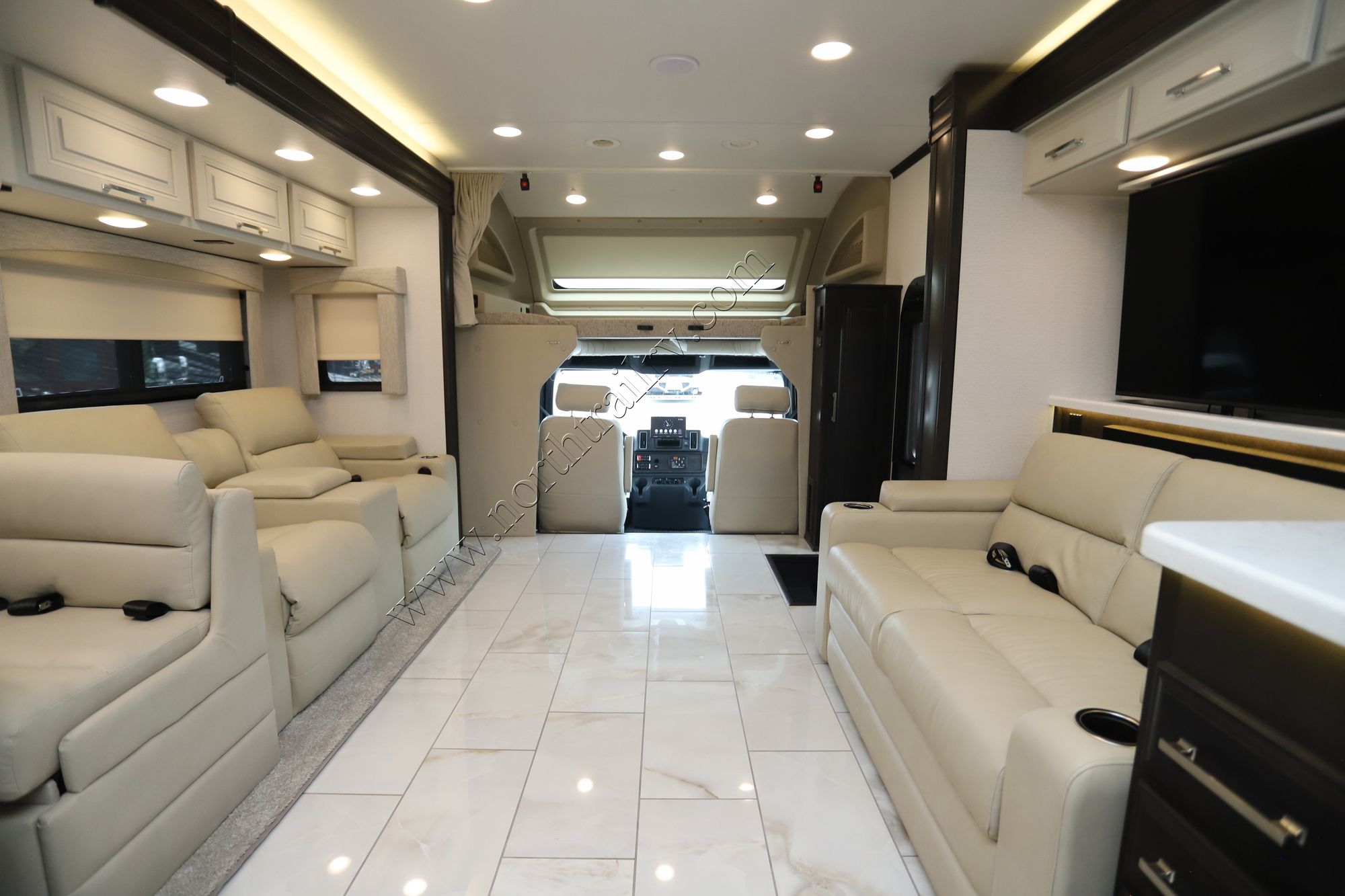 New 2026 Jayco Seneca Prestige 37M Super C  For Sale