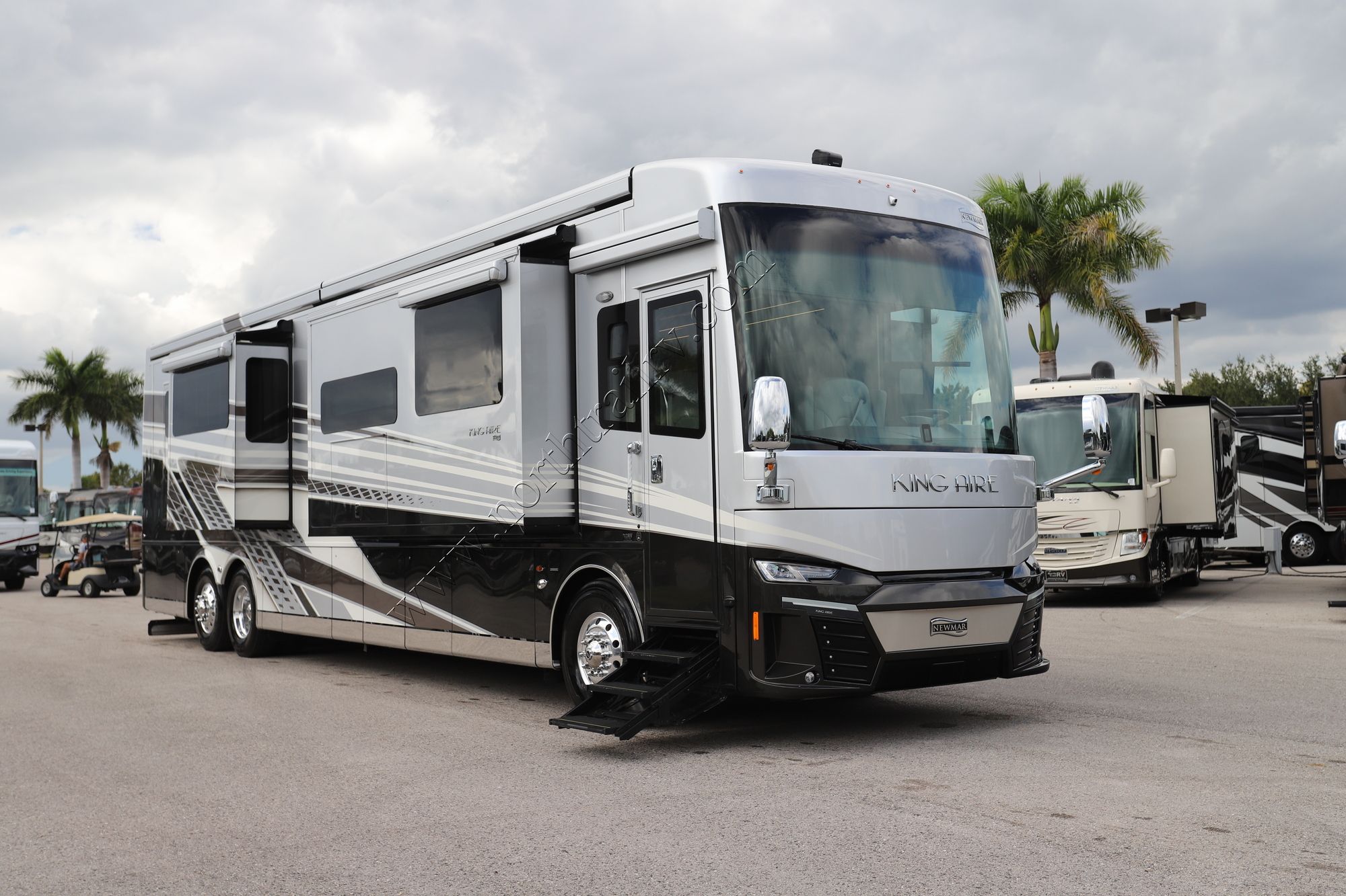 Used 2022 Newmar King Aire 4531 Class A  For Sale
