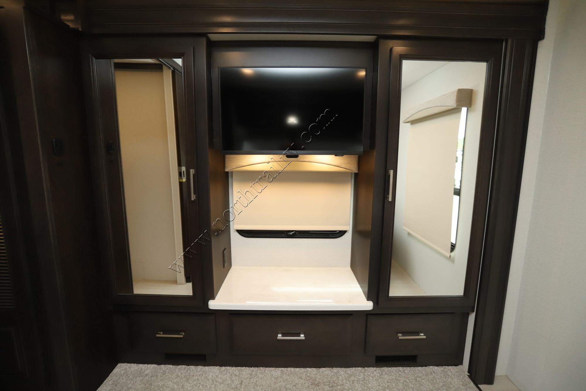 New 2026 Jayco Seneca Prestige 37M Super C  For Sale