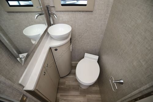 2026 Tiffin Motor Homes Wayfarer 25XLW