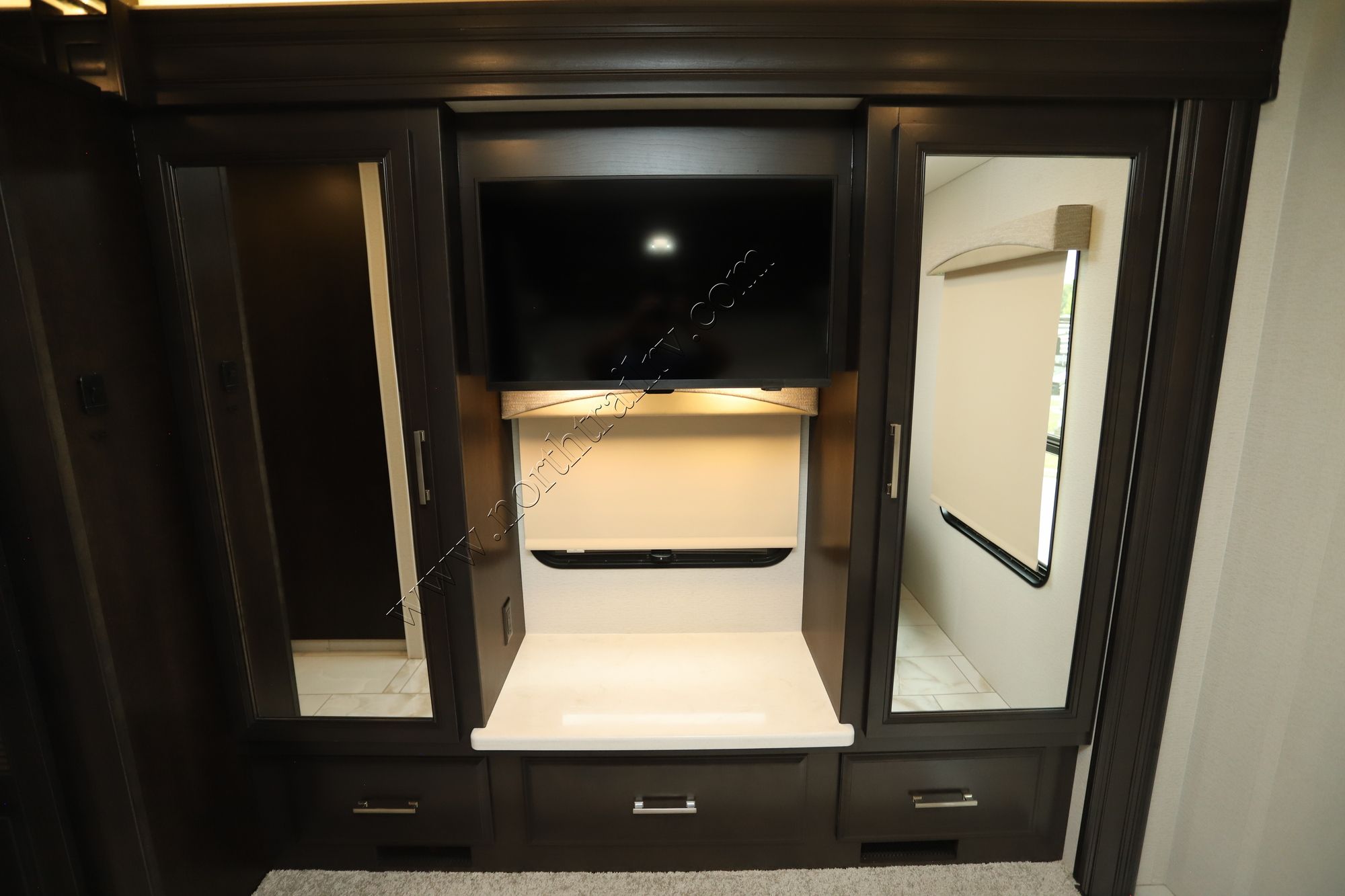 New 2026 Jayco Seneca Prestige 37M Super C  For Sale