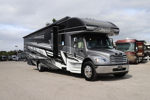 2026 Jayco Seneca Prestige 37M