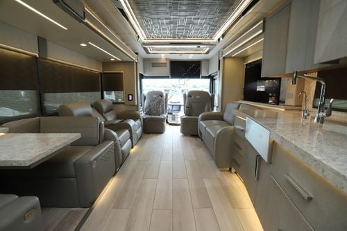 2022 Newmar King Aire 4531 Class A