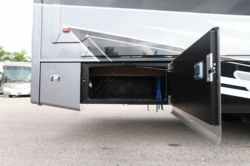 2026 Jayco Seneca Prestige 37M