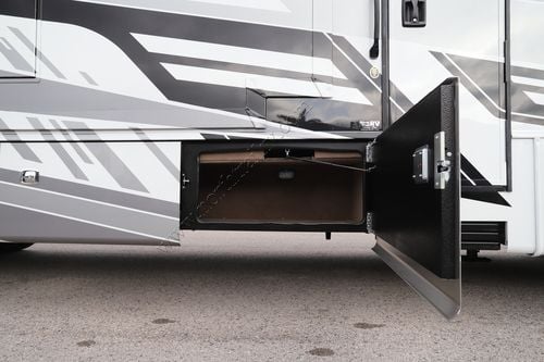 2026 Jayco Seneca Prestige 37M