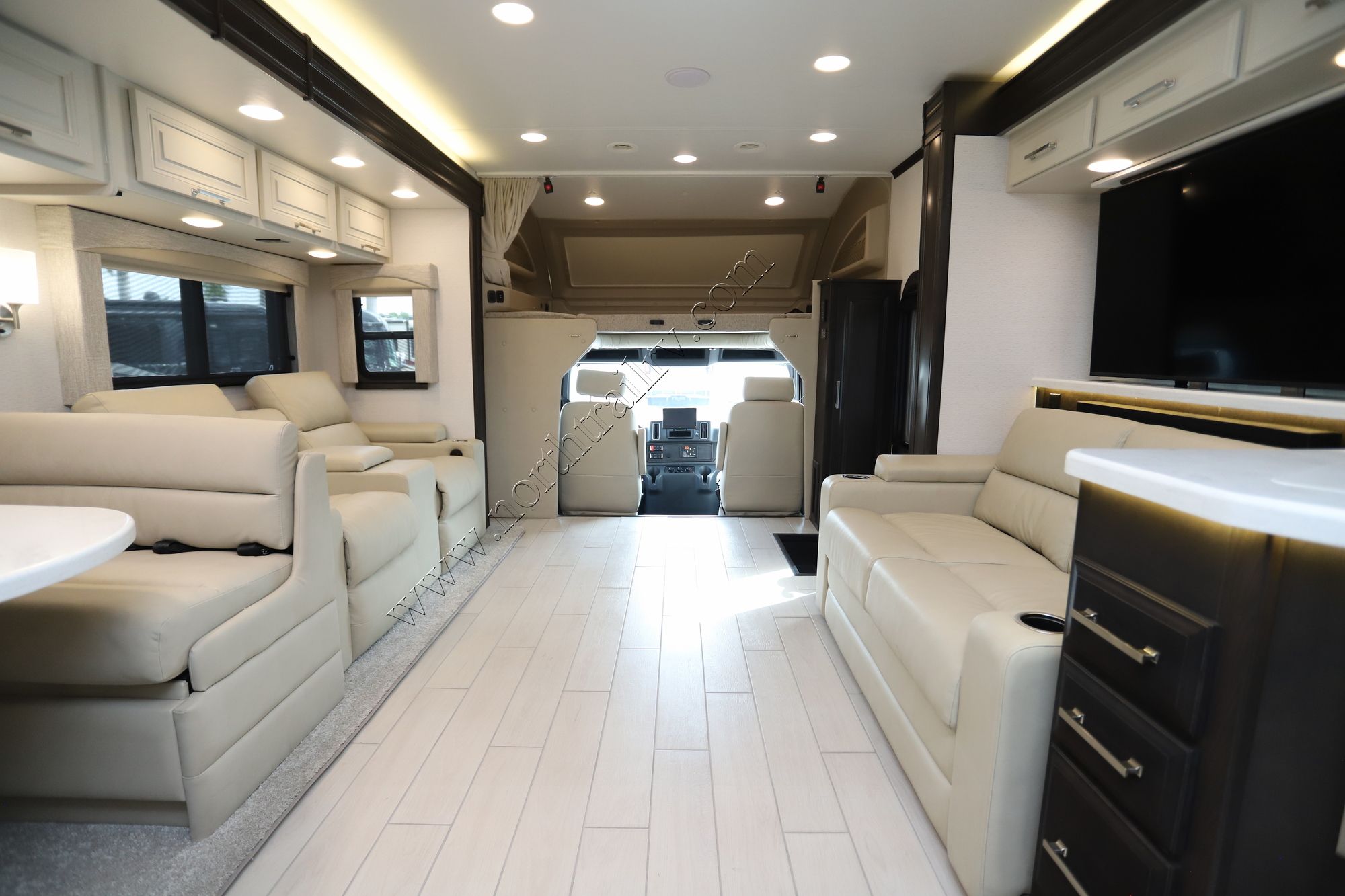 New 2026 Jayco Seneca Prestige 37M Super C  For Sale
