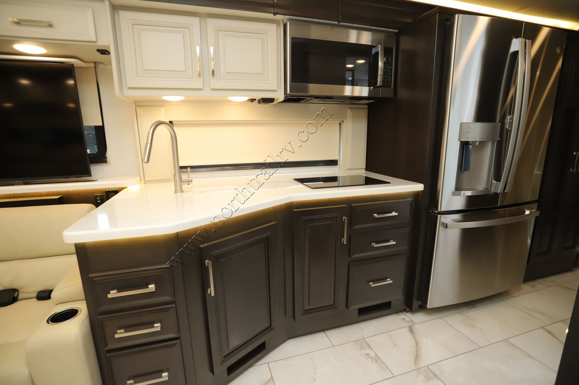 New 2026 Jayco Seneca Prestige 37M Super C  For Sale