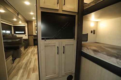 2024 Jayco Jay Feather 29QBH