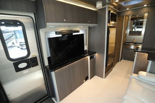 2022 Airstream Atlas MB