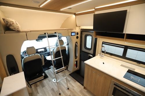 2026 Tiffin Motor Homes Wayfarer 25XLW