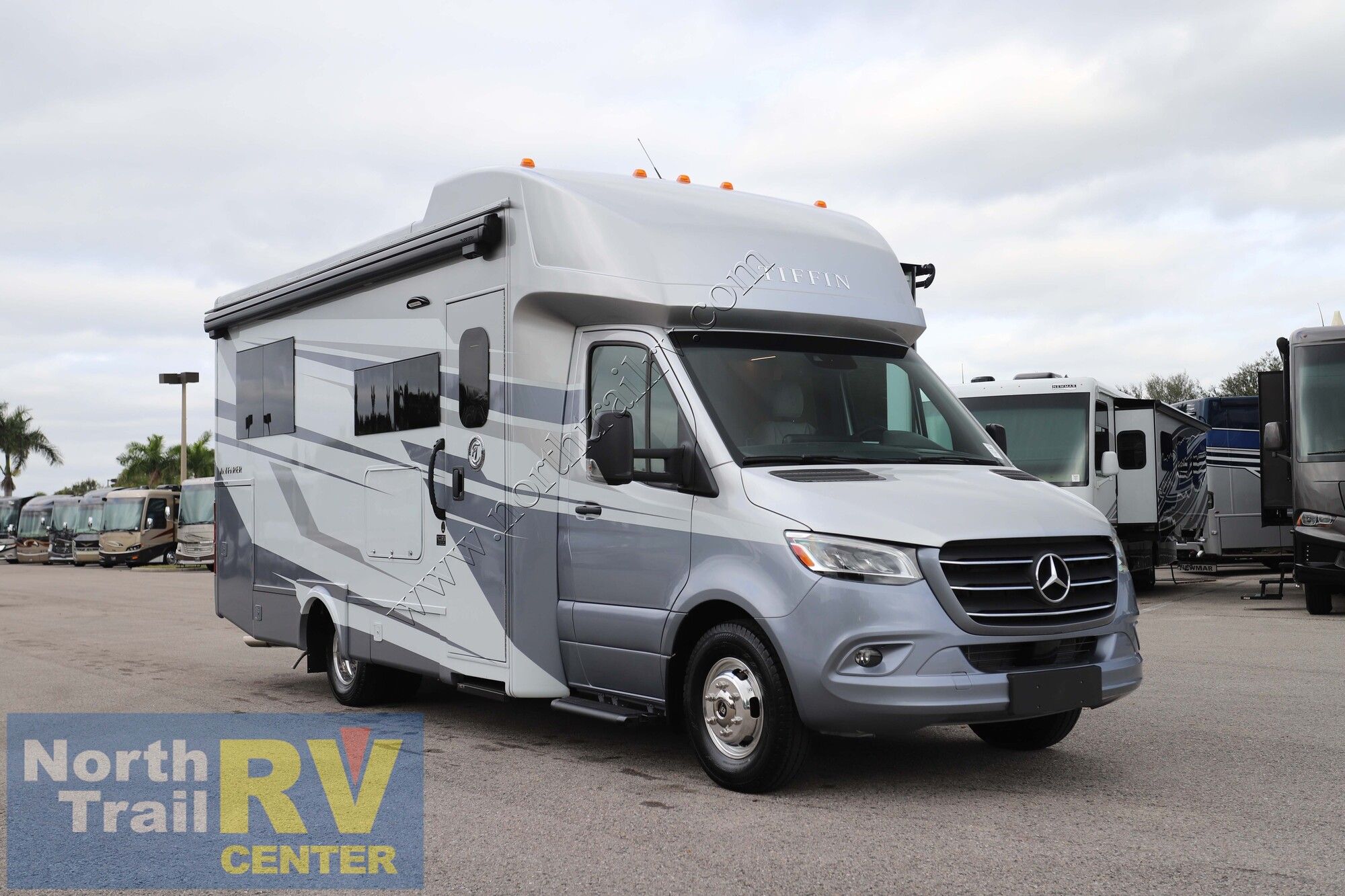 New 2026 Tiffin Motor Homes Wayfarer 25XLW Class C  For Sale