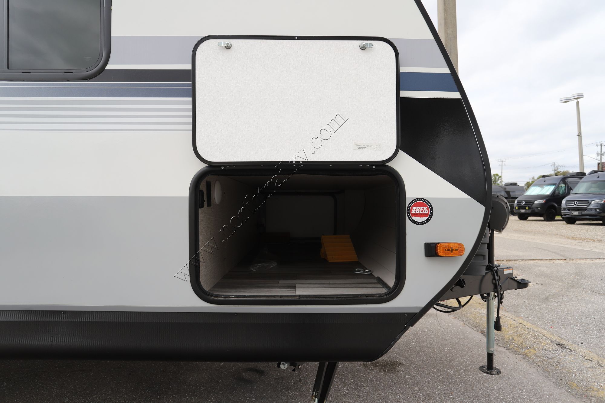 Used 2024 Jayco Jay Feather 29QBH Travel Trailer  For Sale