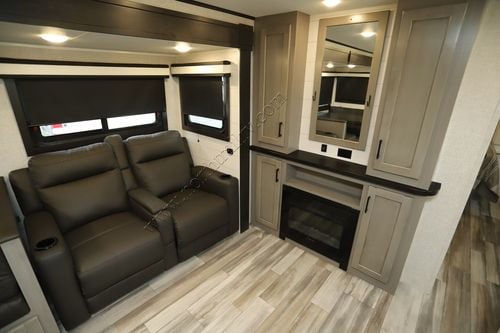 2024 Jayco Jay Feather 29QBH