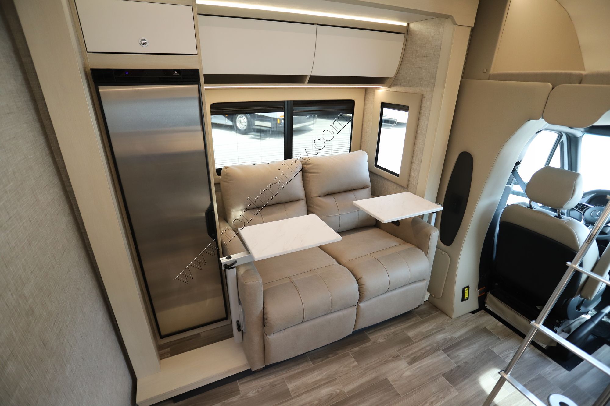 New 2026 Tiffin Motor Homes Wayfarer 25XLW Class C  For Sale
