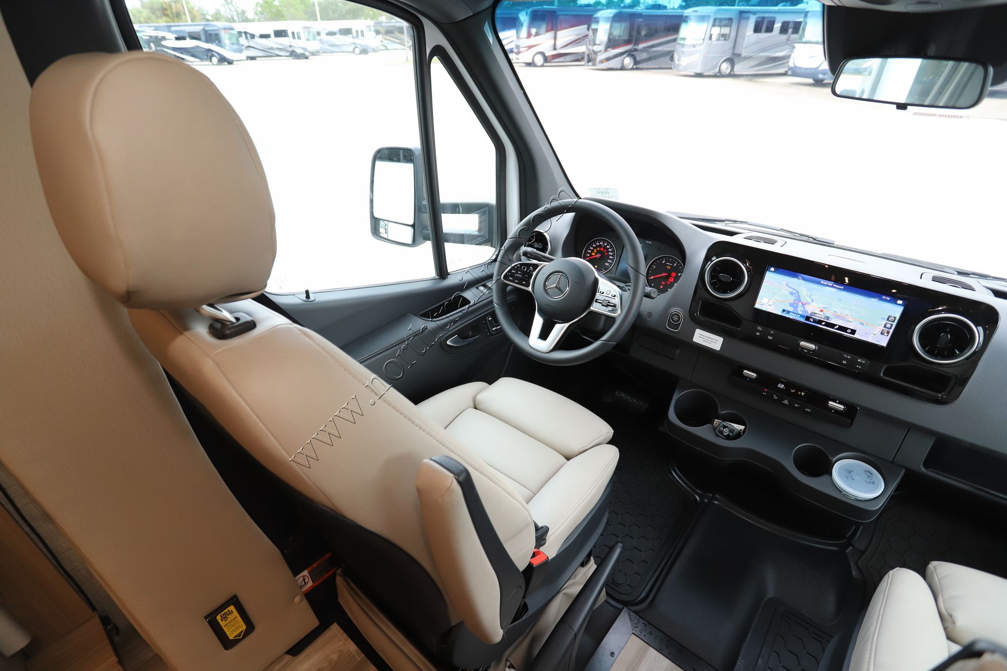 New 2026 Tiffin Motor Homes Wayfarer 25XLW Class C  For Sale