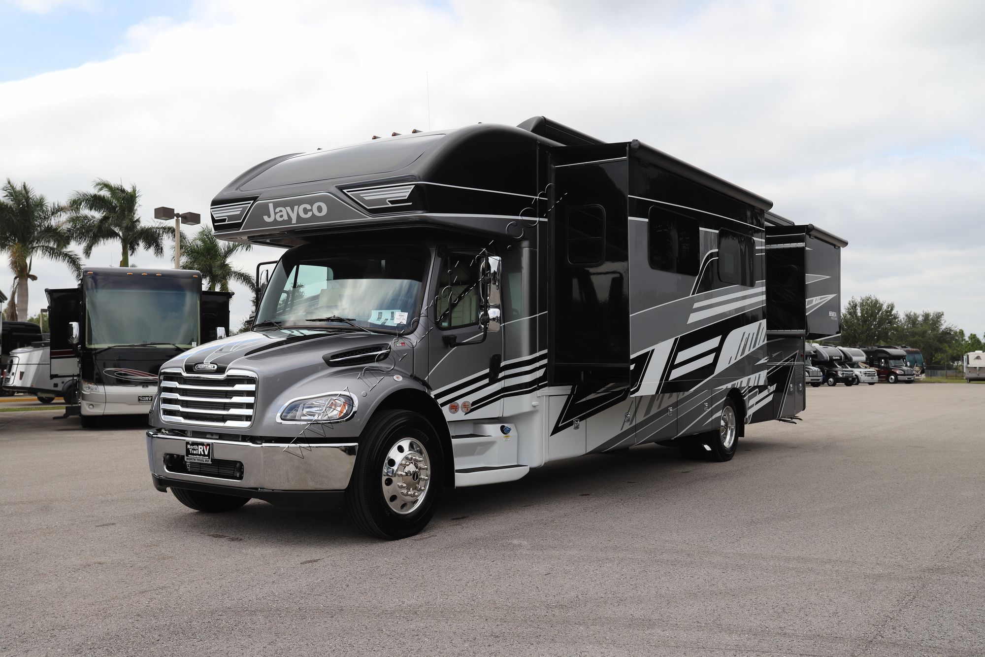 New 2026 Jayco Seneca Prestige 37M Super C  For Sale