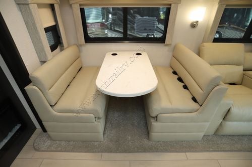 2026 Jayco Seneca Prestige 37M