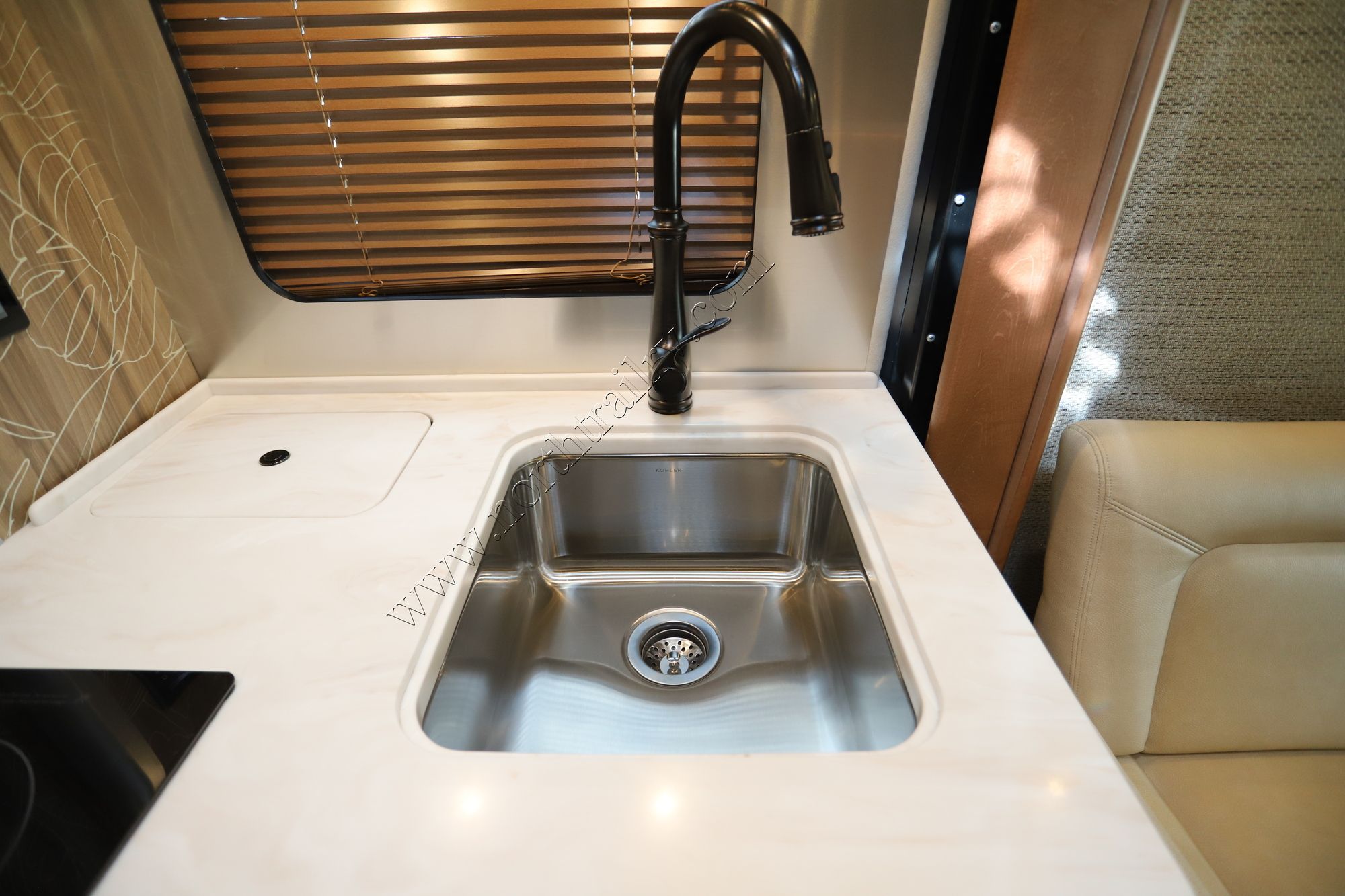 Used 2025 Airstream Atlas Tommy Bahama E1 Class C  For Sale