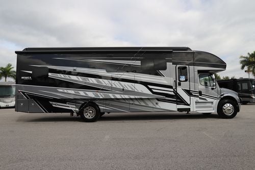 2026 Jayco Seneca Prestige 37M