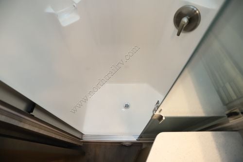 2026 Newmar Canyon Star 3947 Class A