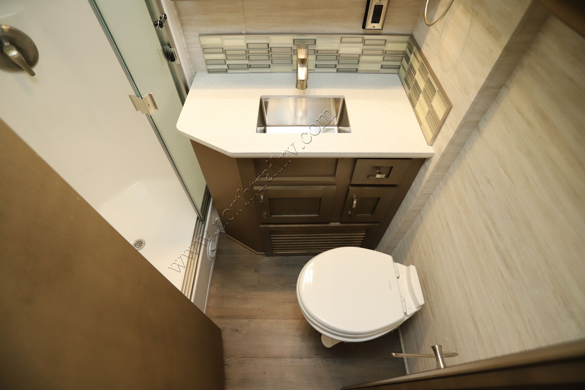 New 2026 Newmar Canyon Star 3947 Class A  For Sale