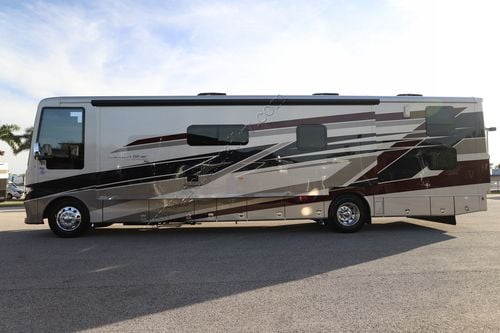 2026 Newmar Canyon Star 3947 Class A