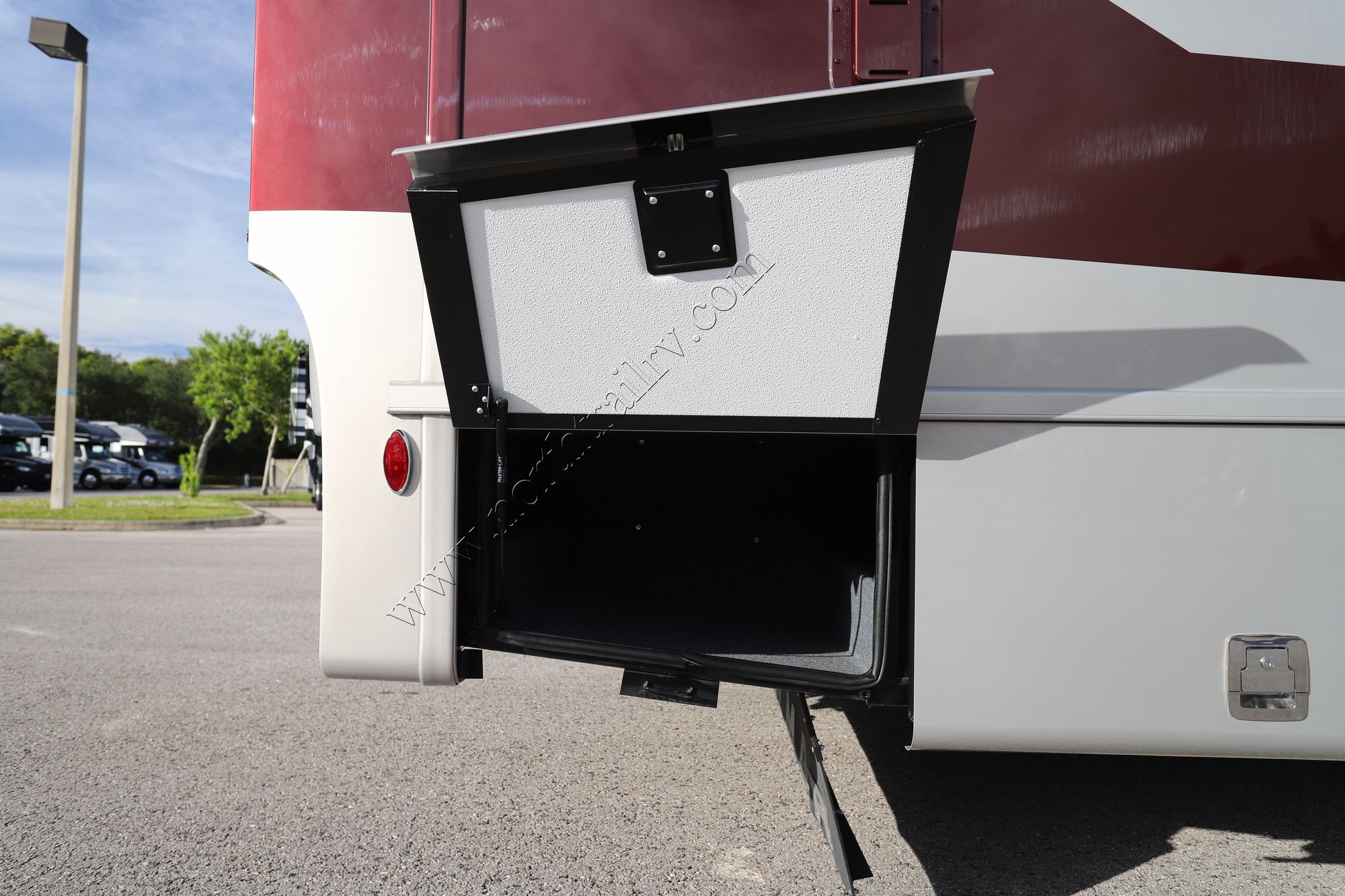 New 2026 Newmar Canyon Star 3947 Class A  For Sale